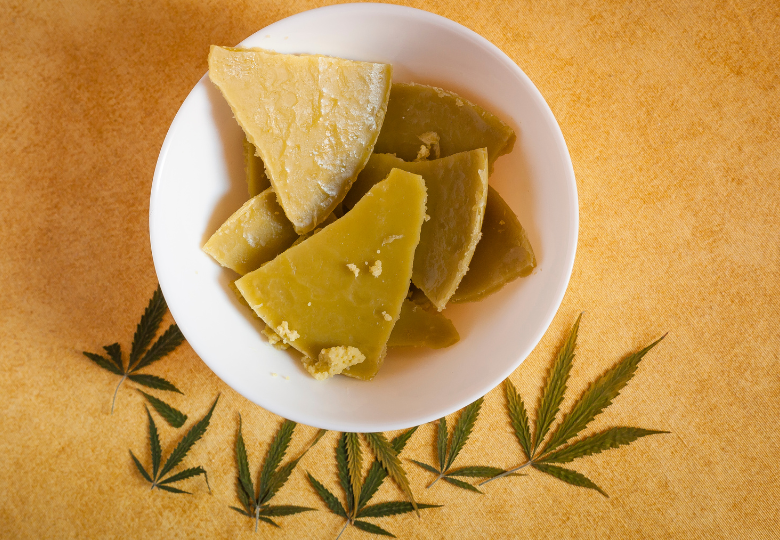 konopné máslo neboli cannabutter